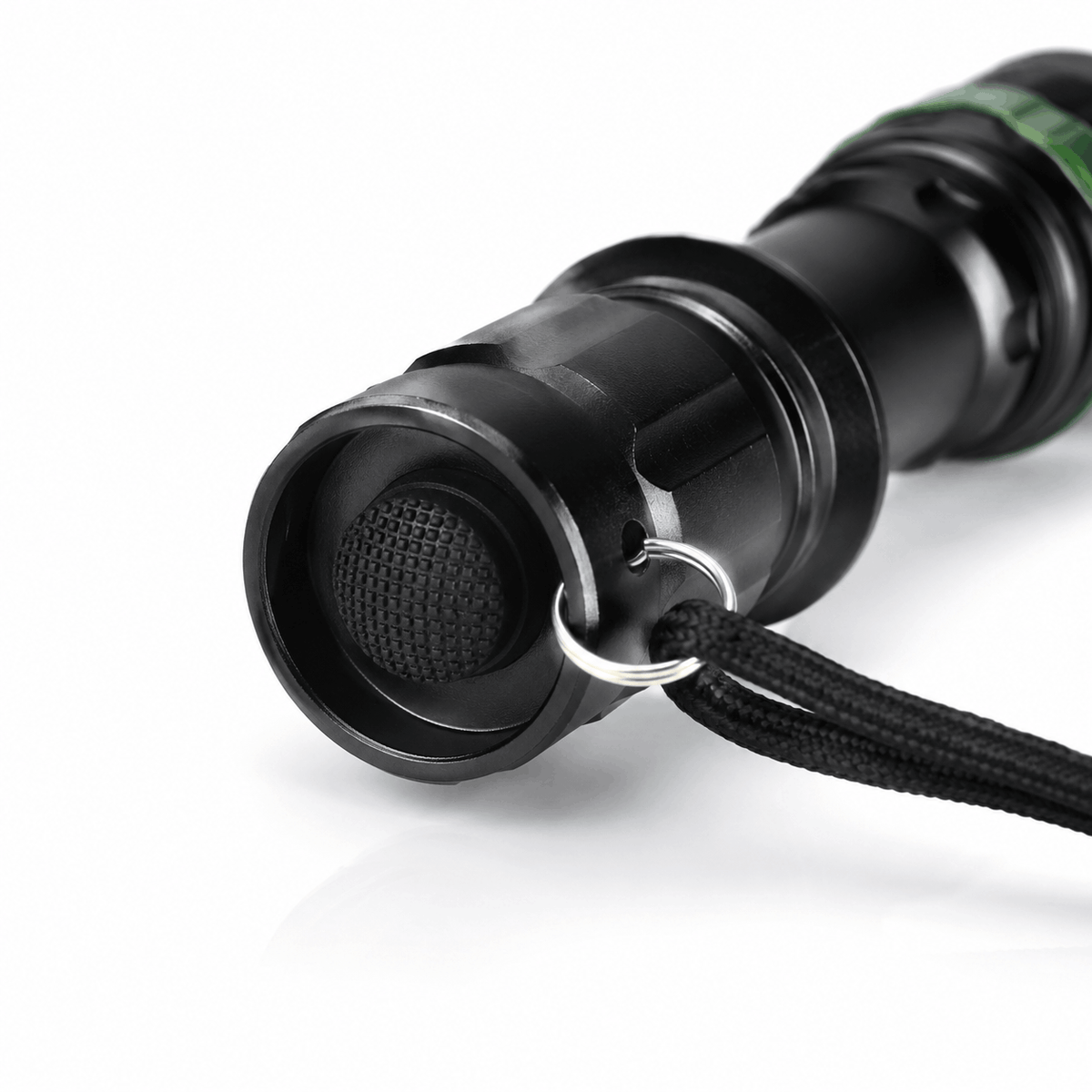 Тактически LED фенер BlackAirsoft GREENFORGE с Zoom, Li-ion батерия